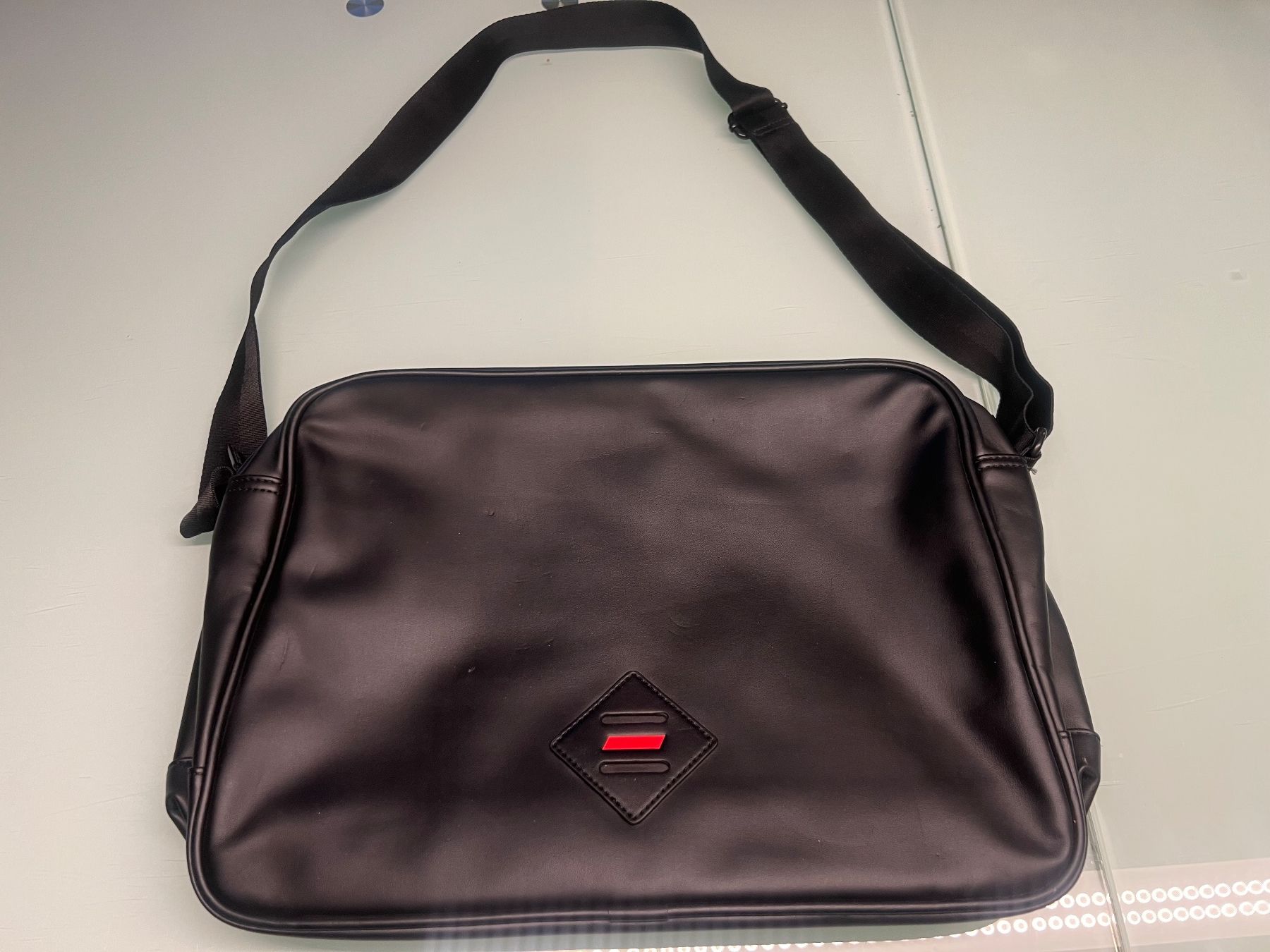 Puma Borse: Puma Ferrari Computer Bag – Usato da Näfels venduto da ale_c9qn 1