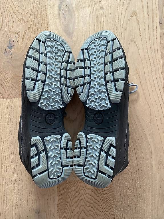 Stuco Scarpe da uomo: Stuco Sicherheitsschuhe Schuhe – Usato da Konolfingen venduto da sko_r5yd 1