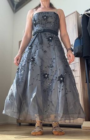 Elegantes Abendkleid / Ballkleid, Grösse 34, selten getra...