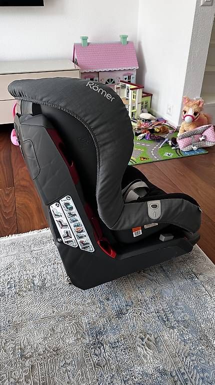 Seggiolini per auto: Römer Britax Kindersitz – Usato da Oberrüti venduto da draca1 3