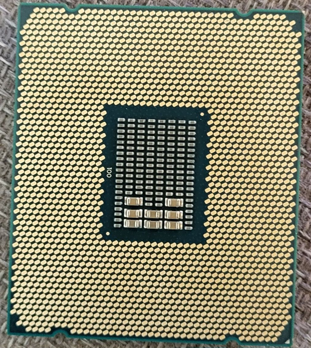 Intel PC: Intel Xeon E5-2620V4 CPU - Zuverlässige Rechenleistung. – Usato da Zürich venduto da Gulbi1919 1