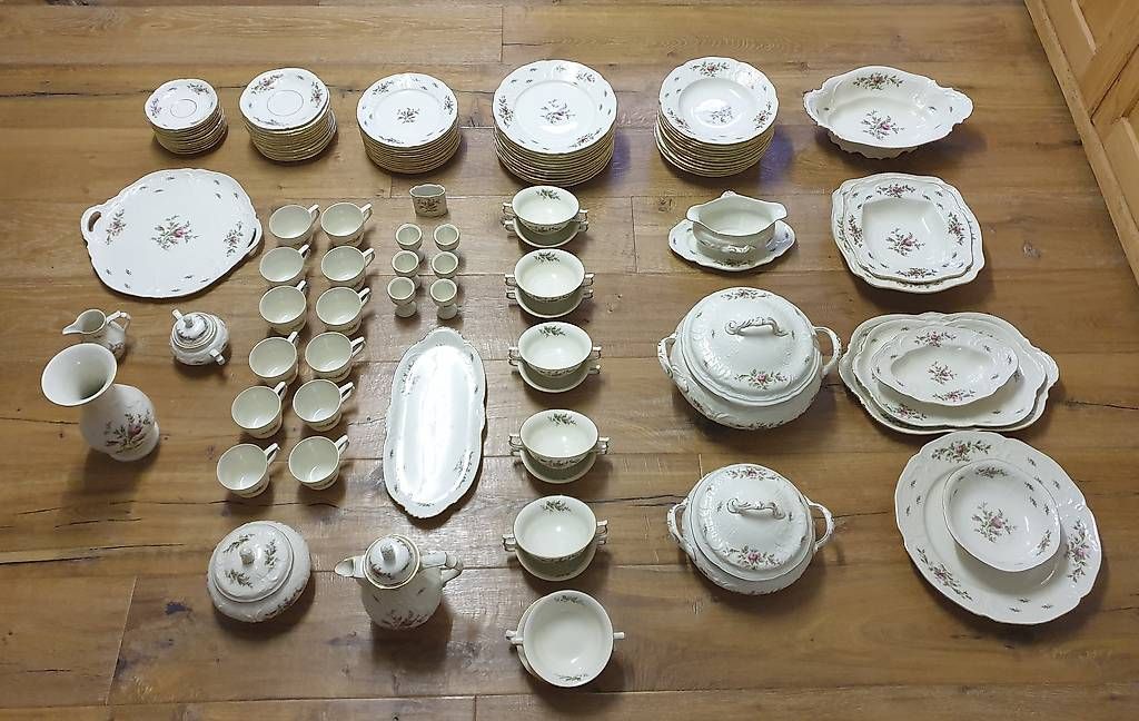 Set di piatti: Rosenthal Geschirr – Usato da Unterkulm venduto da tatj_15 4