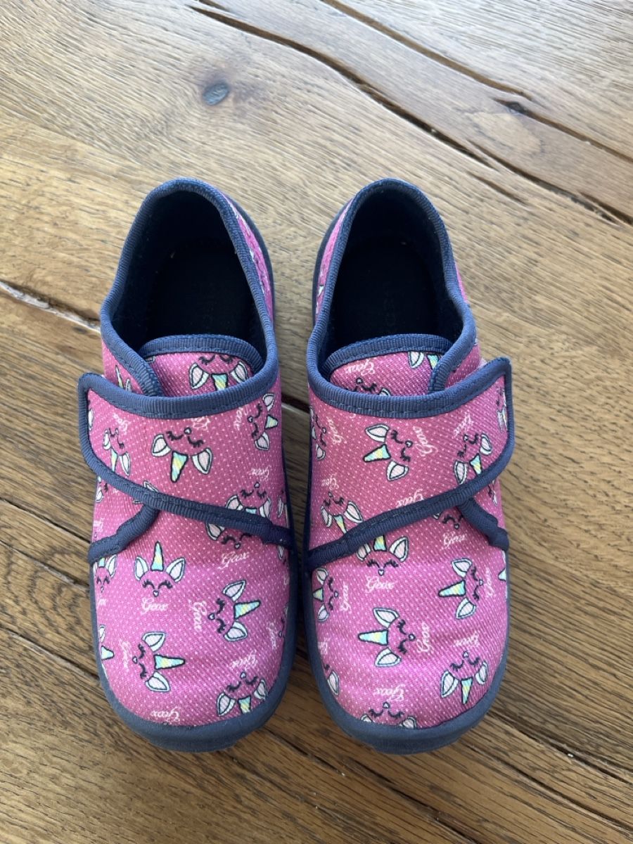 Geox Scarpe per ragazze: Geox Hausschuhe Gr. 28, Pink mit Einhorn – Nuovo e nell'imballaggio originale da Bassersdorf venduto da Ni0na 1