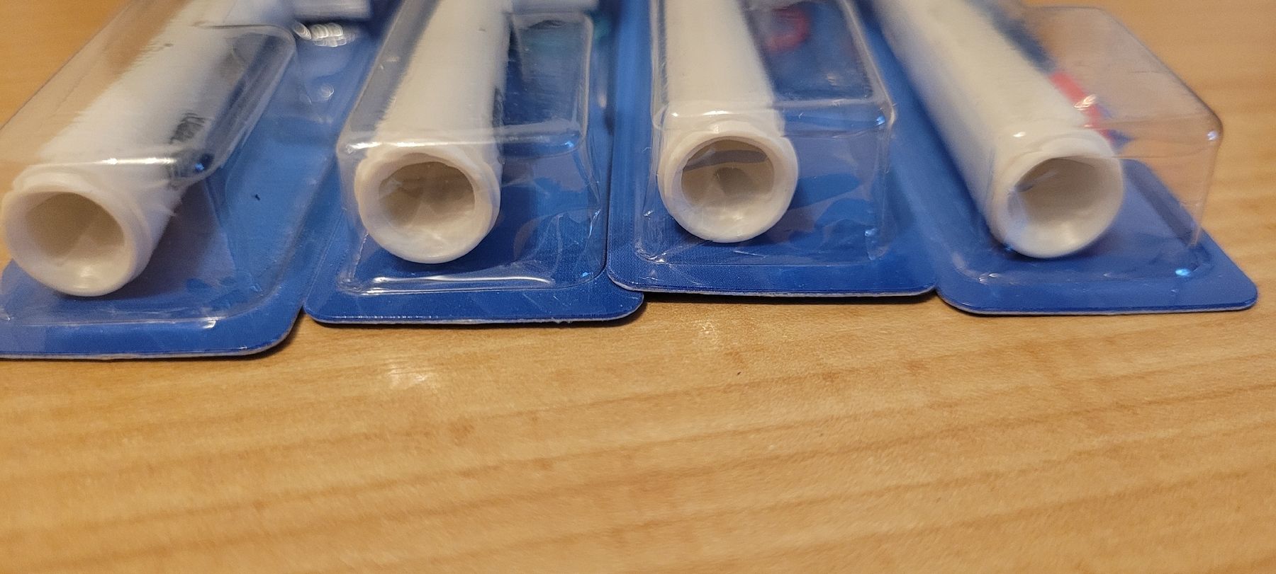 Oral B Soins dentaires: oralb B – Neuf avec emballage d'origine à Adlikon b.Regensdf par fatbob50 1