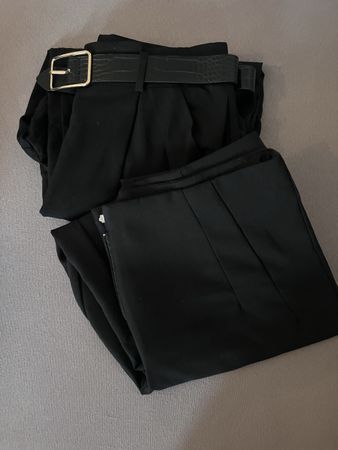 Zwei Anzugshosen (Zara und New Yorker), Grösse M