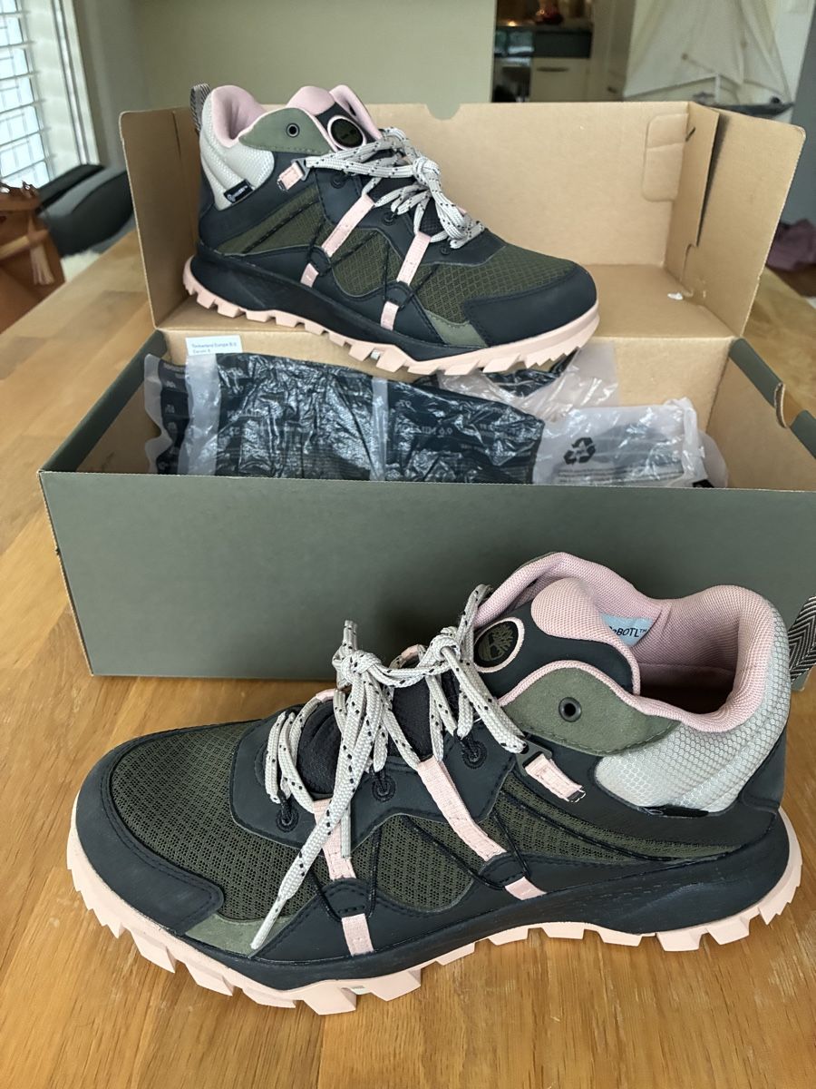 Timberland Damenschuhe: Timberland Wander- Trekkingschuhe NEU – Neu und originalverpackt aus Zug von vegacruz