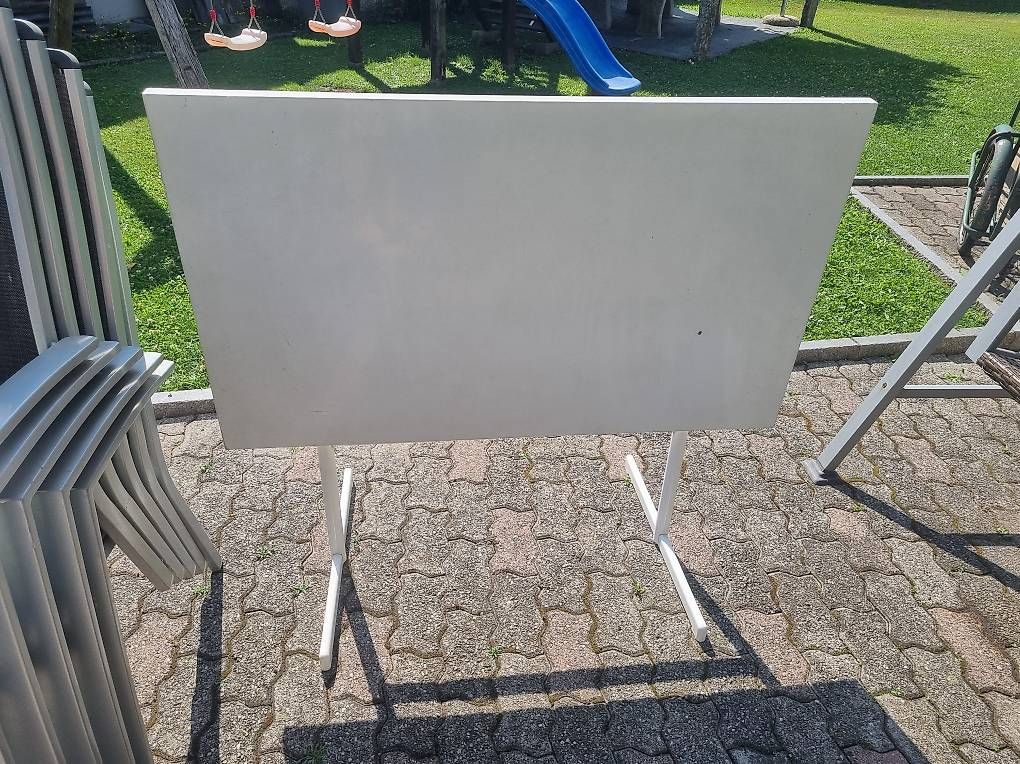 Tavoli: Tavolo da giardino in ferro – Usato da Ludiano venduto da Nanteboy 1