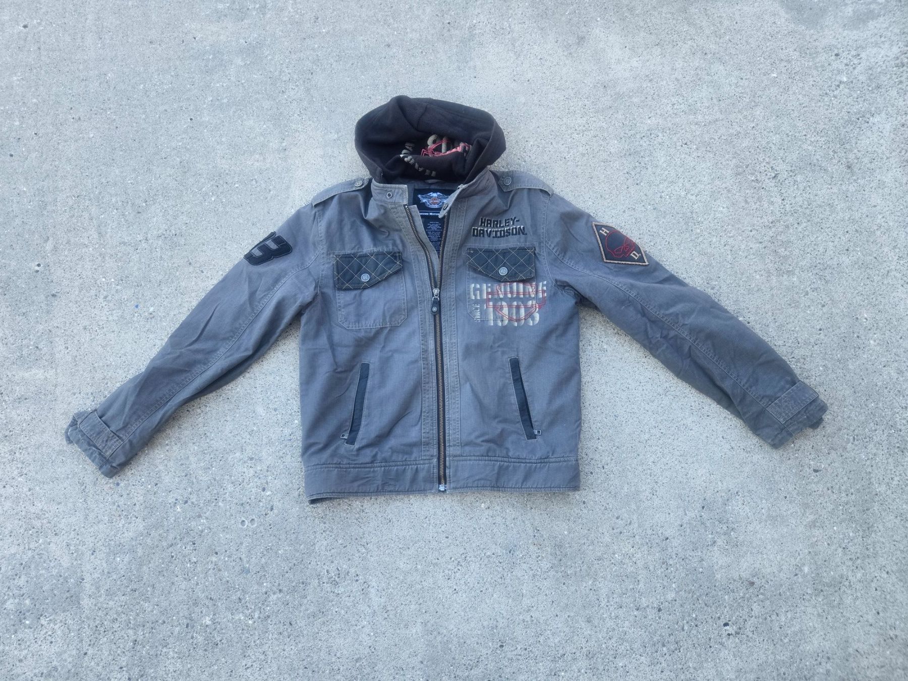 Harley-Davidson Vestes: Neuwerige Harley Jacke – D'occasion à Siebnen par kar_n5st