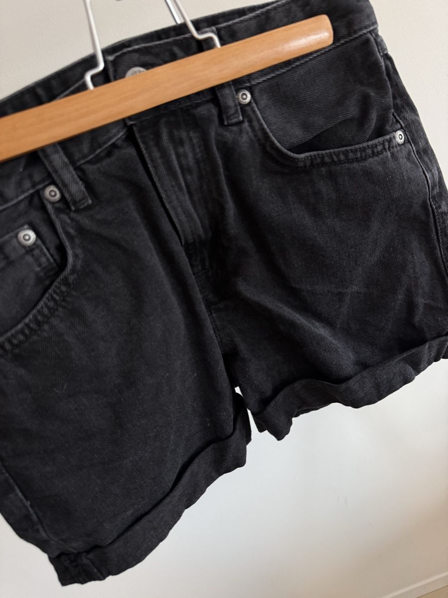 Nudie Jeans: Nudie Jeans Shorts, GR 26 – Usato da Unterägeri venduto da Lerchemeerenge 3