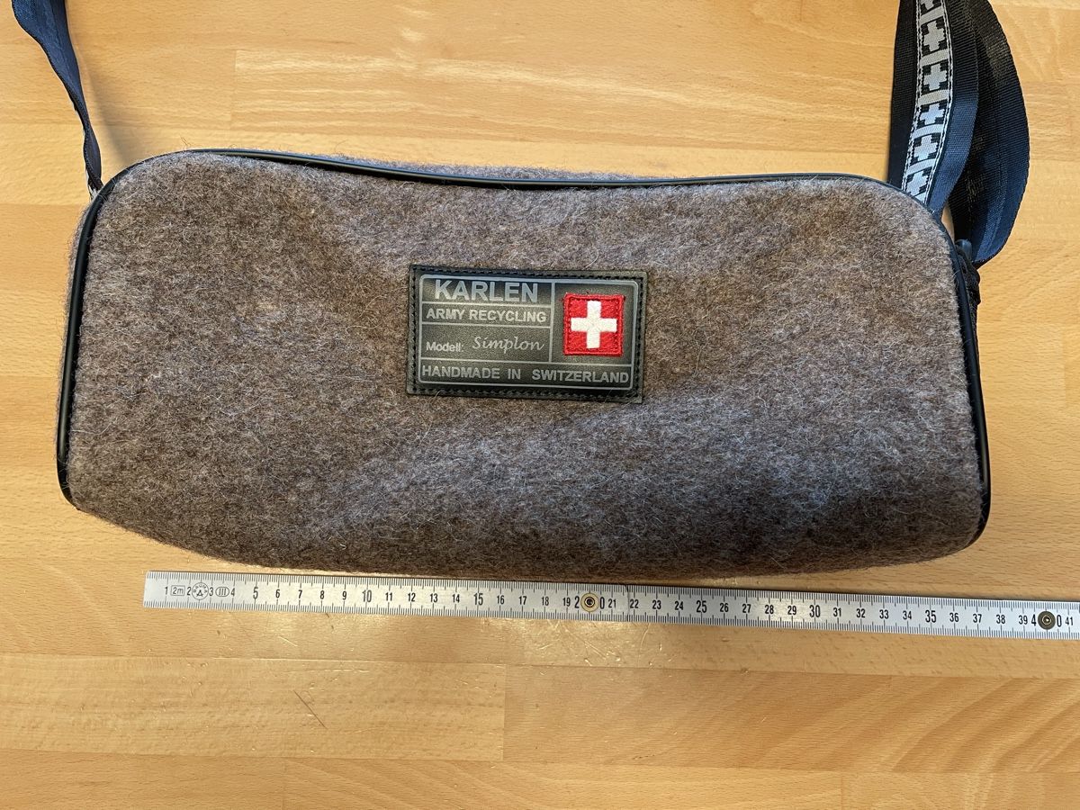 Borse da donna: Karlen Swiss,  Army Recycling Tasche Simplon – Usato da Spreitenbach venduto da R_1691 2