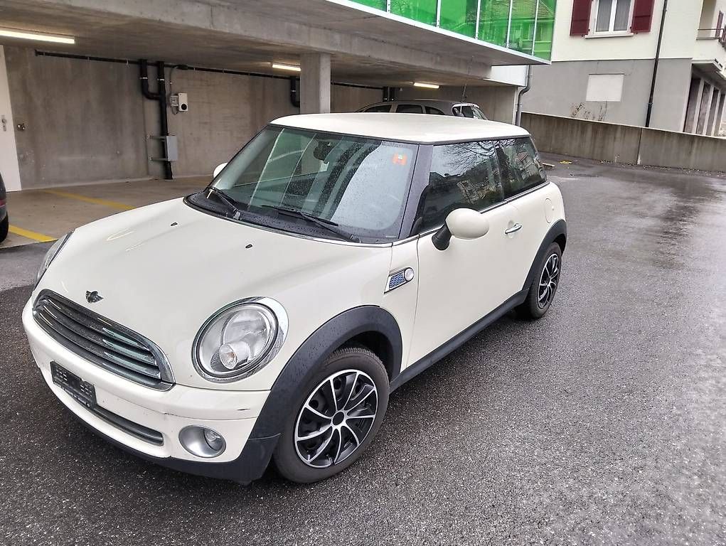 Autos: Mini one  – D'occasion à Ste-Croix par sal_l2r7 1