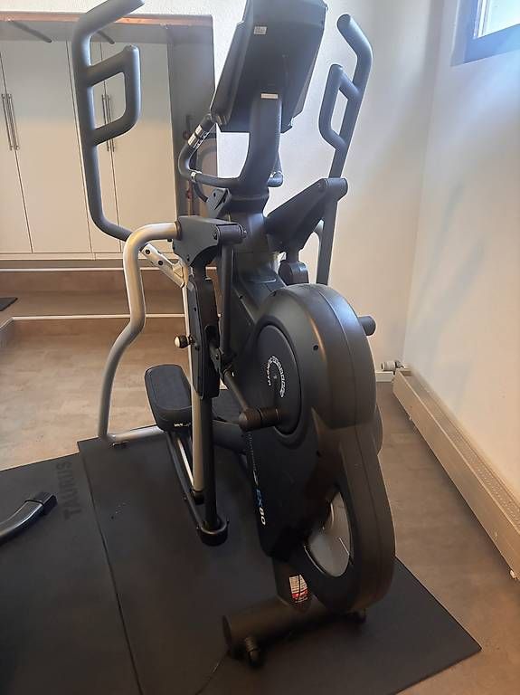 Hometrainer: cardiostrong Crosstrainer  – Usato da Liestal venduto da rem_lg9l 2