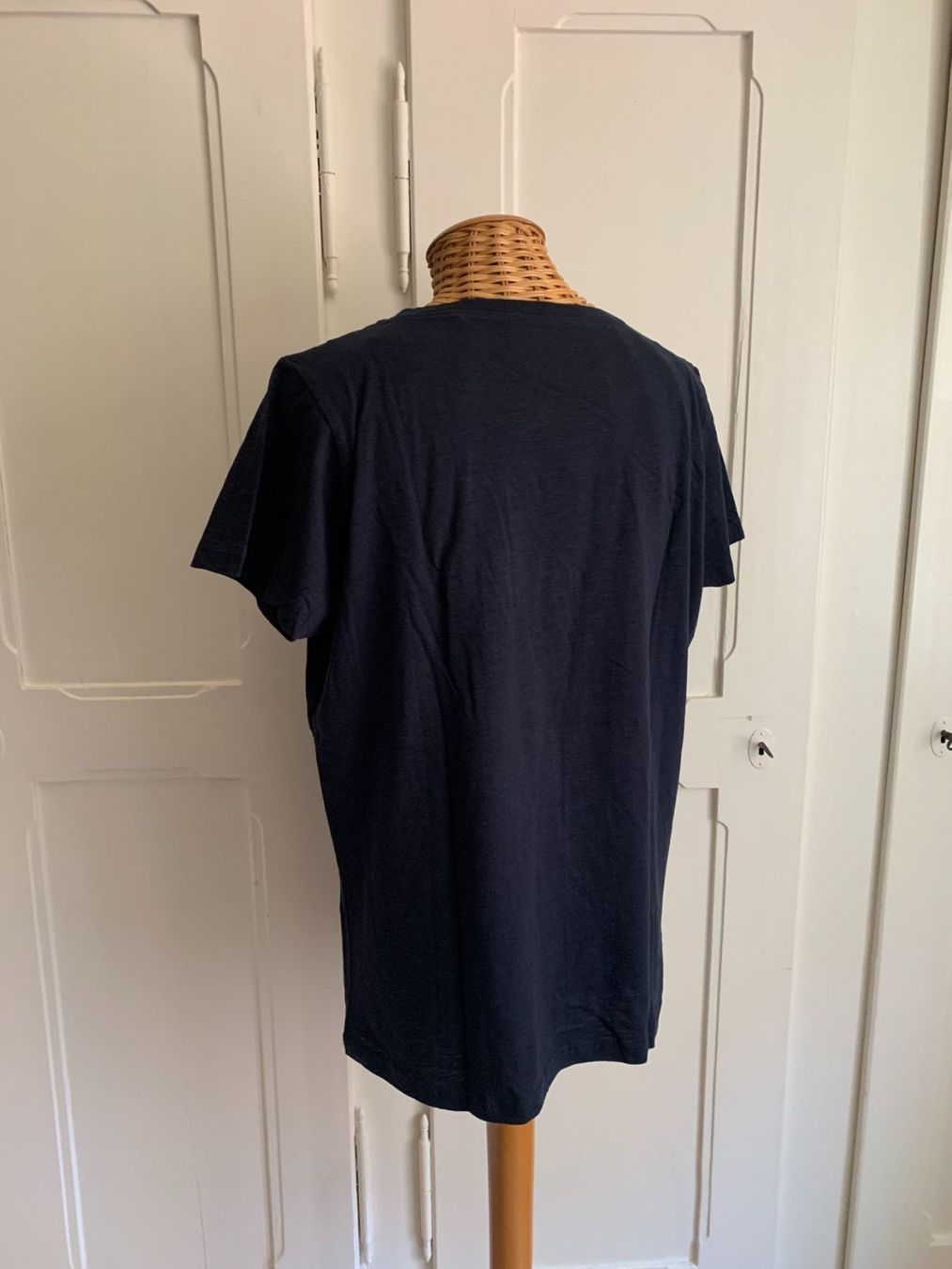 T-Shirts: BE BOARD - T-Shirt dunkelblau L – Gebraucht aus Zürich von Diazaio 2