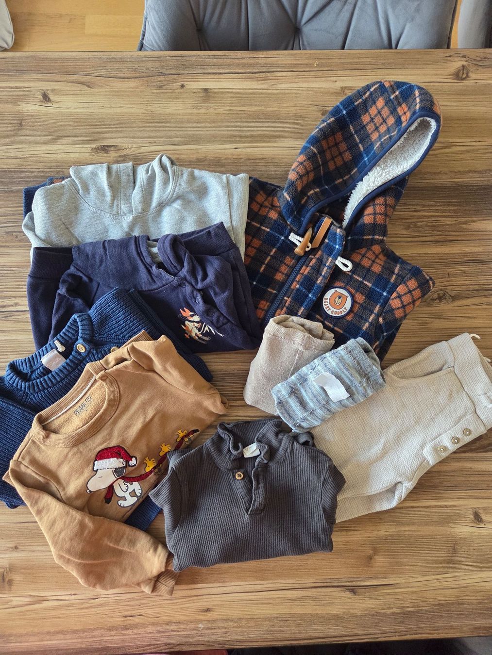 Lotti & Set di vestiti: Herbst/Winter Set Junge Grösse 92 – Usato da Rupperswil venduto da ecko_red