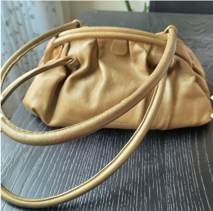 Scarpe da donna: Escarpins Ursula Mascaro  dorés, T38. – Nuovo e nell'imballaggio originale da Neuchâtel venduto da wikit 3
