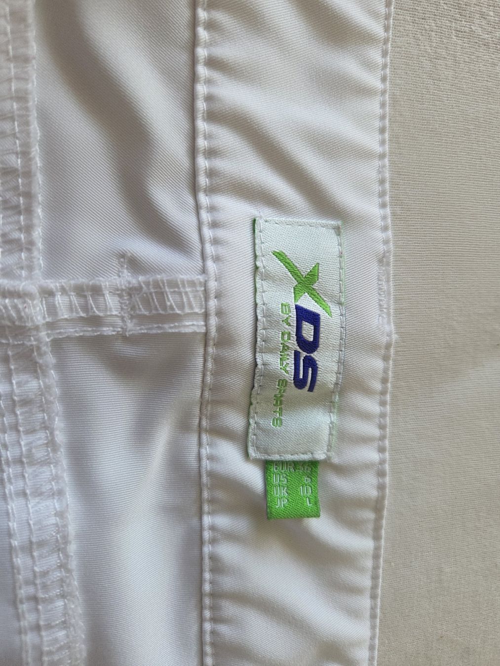 Nike Pantaloni: Golfhosen Nike Gr. 36 – Usato da Solothurn venduto da Ursle6 2