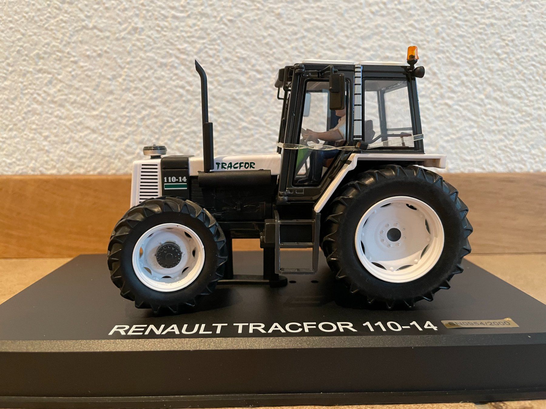 Renault Trattori: Renault 110-14 – Nuovo e nell'imballaggio originale da Kreuzlingen venduto da Stefan1150