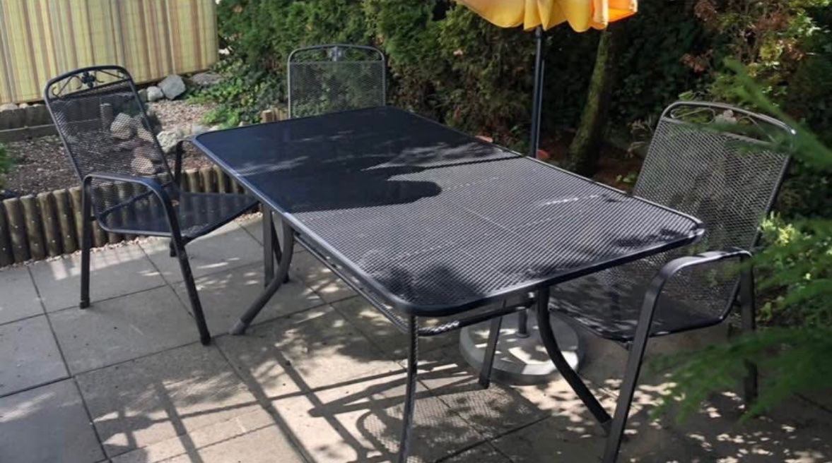 Tischset: Meubles de jardin – Neu (gemäss Beschreibung) aus Lausanne von ann_n9r7