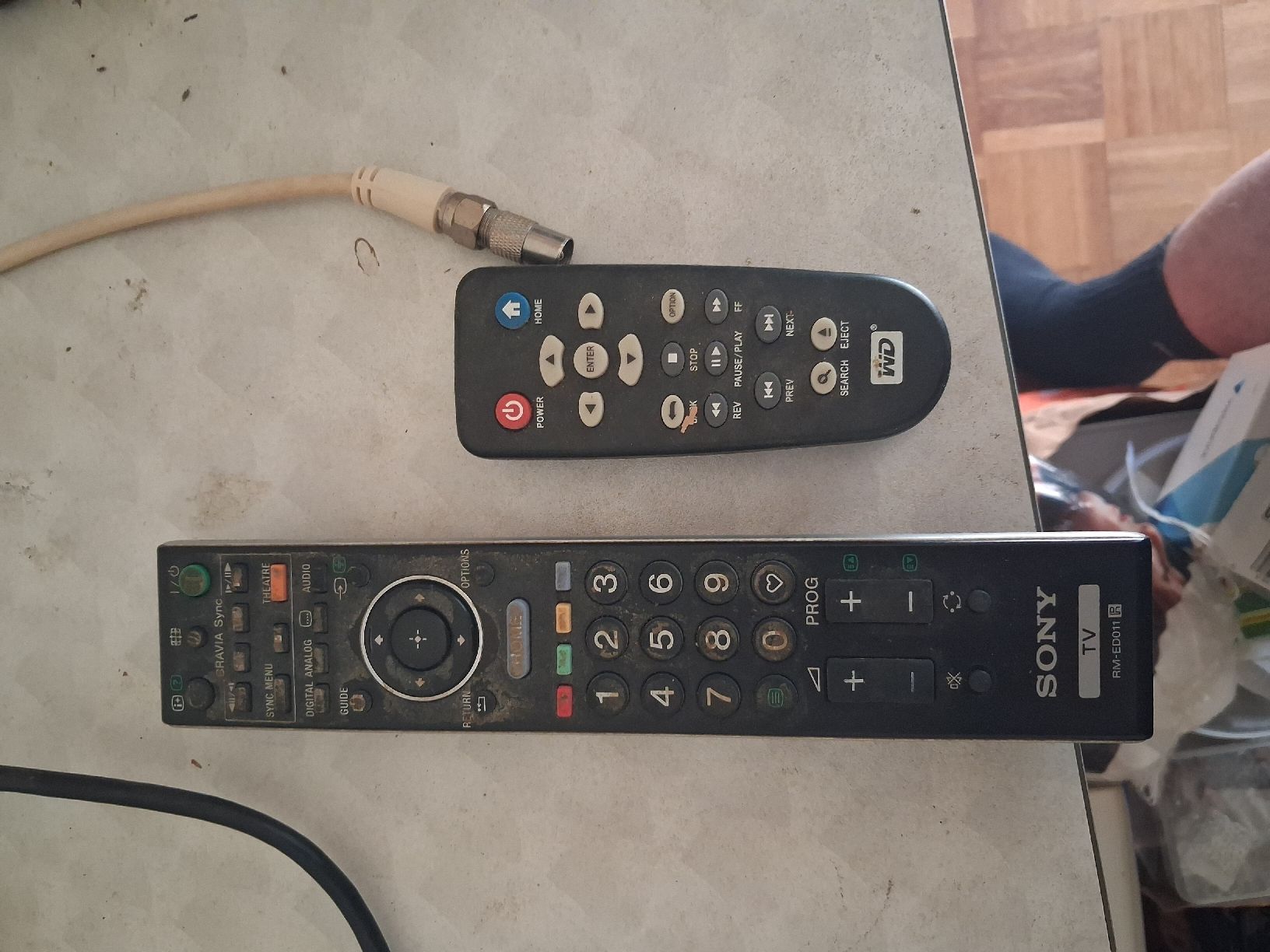 Sony Lettore multimediale & Streamer: TV SONY + appareils de lecture usb – Usato da Lausanne venduto da Jerten 2