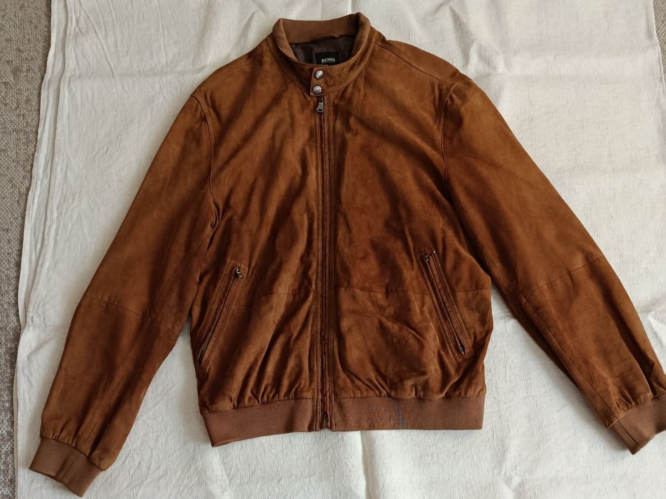 Hugo Boss Giacche: Lederjacke Hugo Boss – Usato da Gommiswald venduto da kir_7rtg