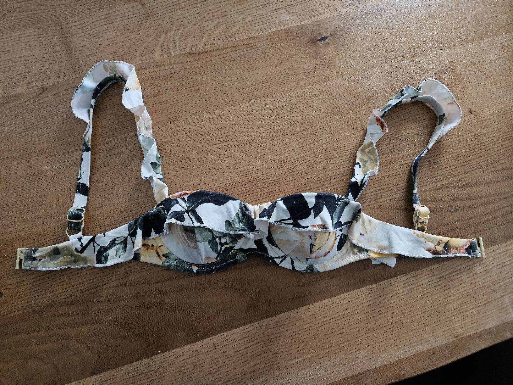 H&M Top: Haut de bikini taille 34  – Usato da Vétroz venduto da sas_yln5