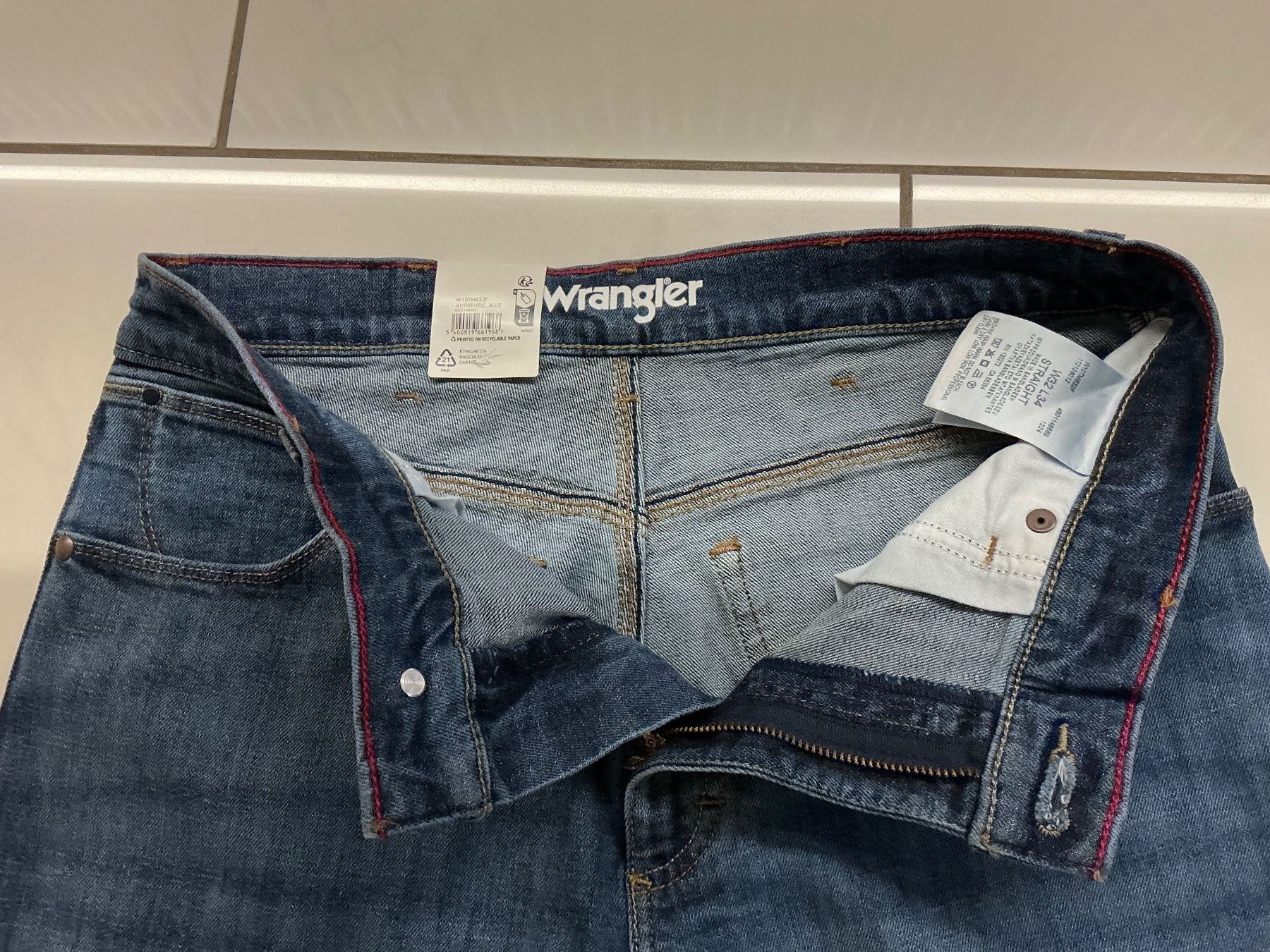 Wrangler Jeans: Wrangler Jeans Gr.32/34 – Nuovo e nell'imballaggio originale da Biel-Benken BL venduto da Sahra1 2