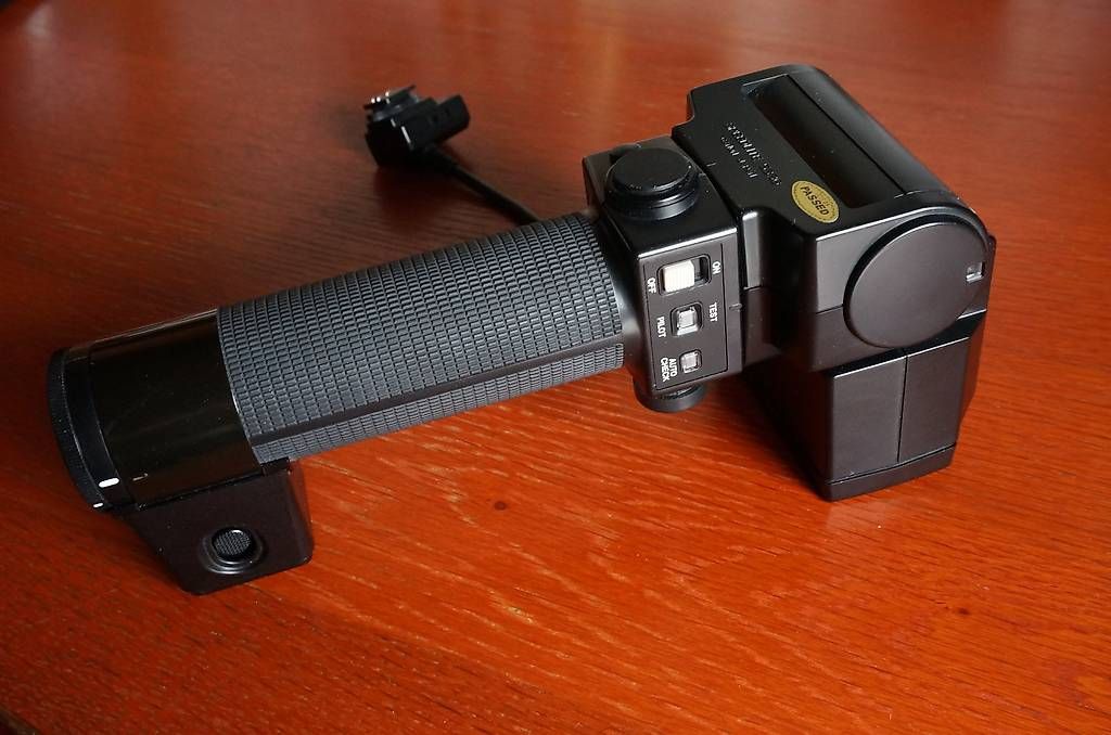 Canon Flash: Canon Speedlite 533G Stabblitz mit Zubehör – Usato da Spreitenbach venduto da Salesmanship 1