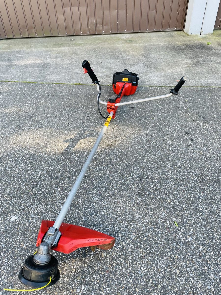 Husqvarna Tutti gli attrezzi: Rasentrimmer Jonsered GR320 – Usato da Würenlos venduto da Shop_Shop 1