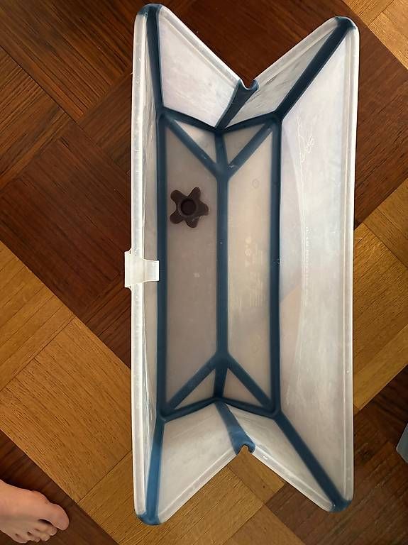 Tutto per il bagno: STOKKE - Baignoire bebe  – Usato da Genève venduto da ben_8ls6