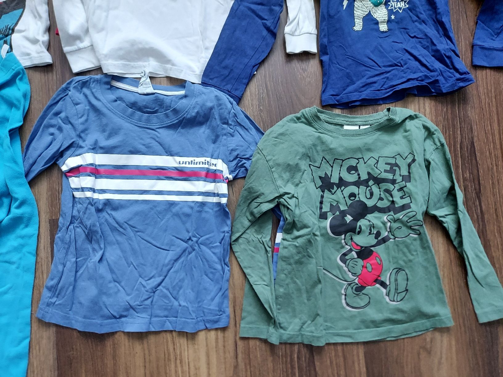 Lotti & Set di vestiti: Pyjama Langarmshirts Grösse 122 – Usato da Altishofen venduto da tammy05 1