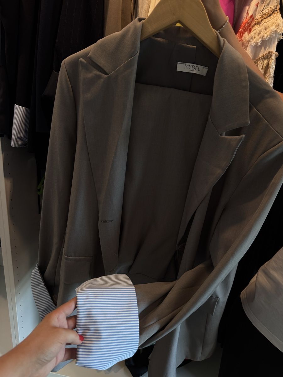 Kleiderpakete: Blazer avec revers rayés – Neu (gemäss Beschreibung) aus La Plaine von sof_b7c6