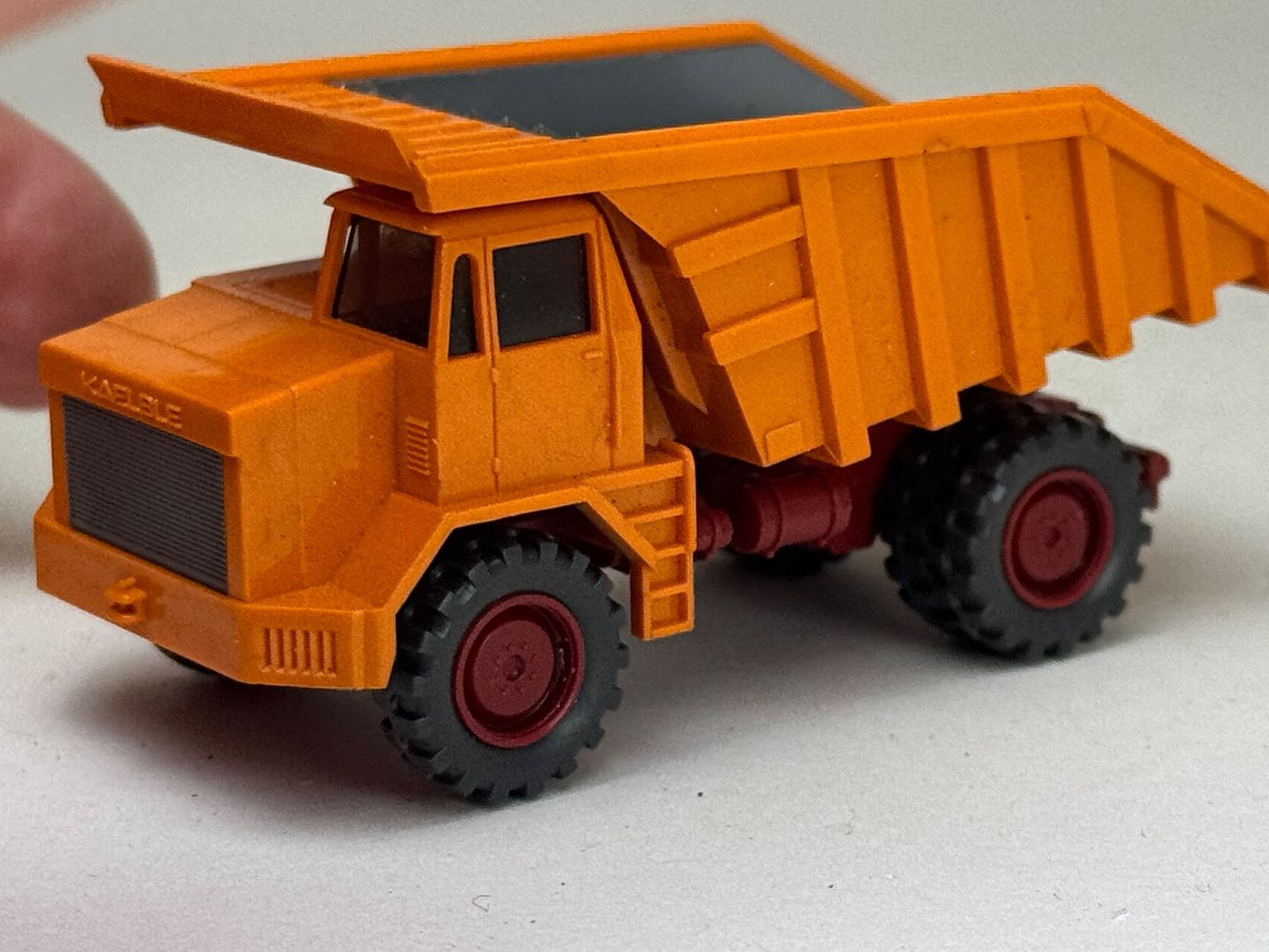 Wiking Modellini d'auto: GB- Wiking Kaelble Kipper orange – Usato da Elm venduto da Wikmtz