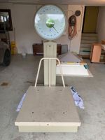 Alte Industriewaage Bodenwaage bis 200 kg aus Metall