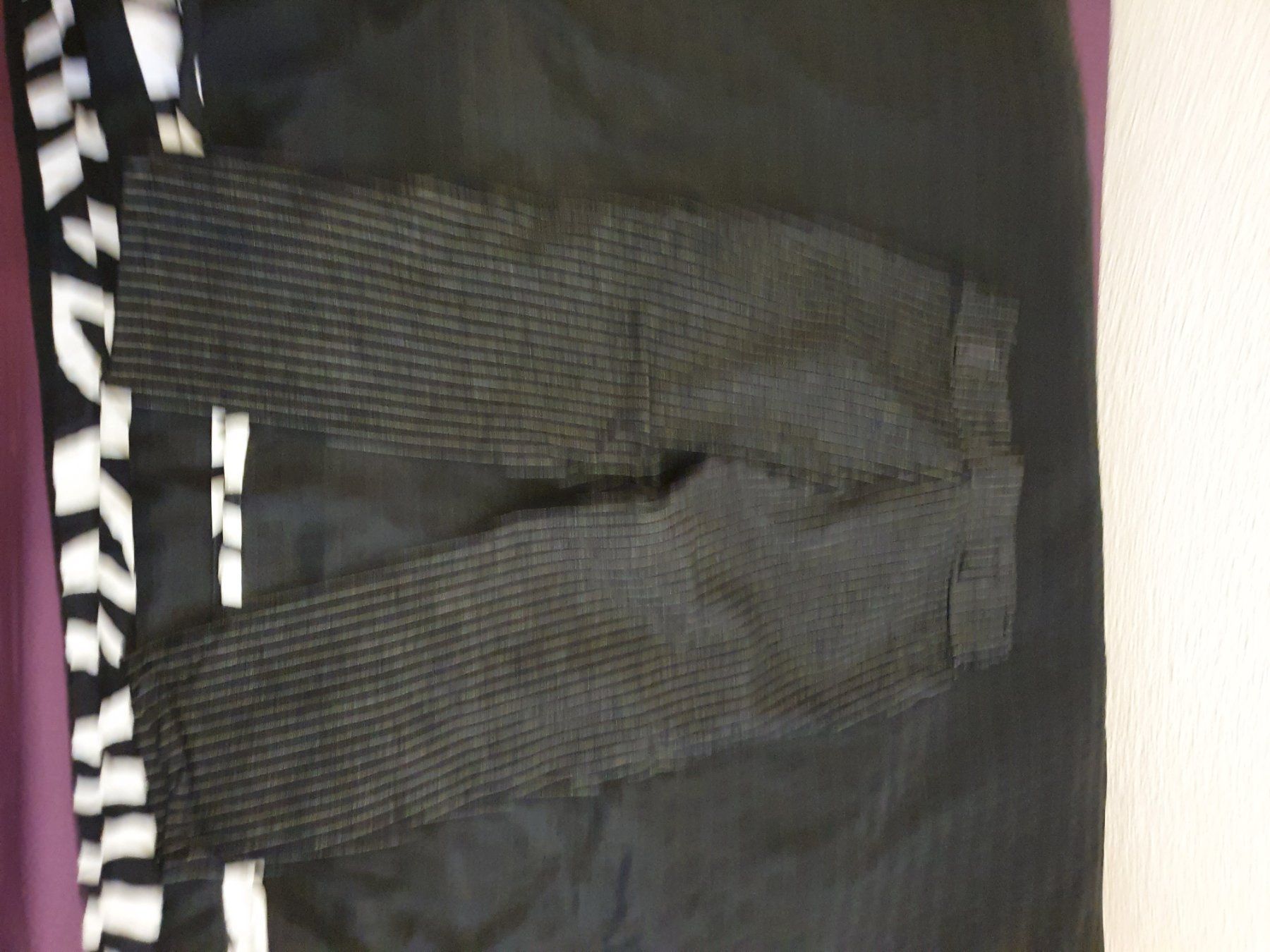 Pantaloni: Hosen XS – Usato da Würenlingen venduto da kuh33 1