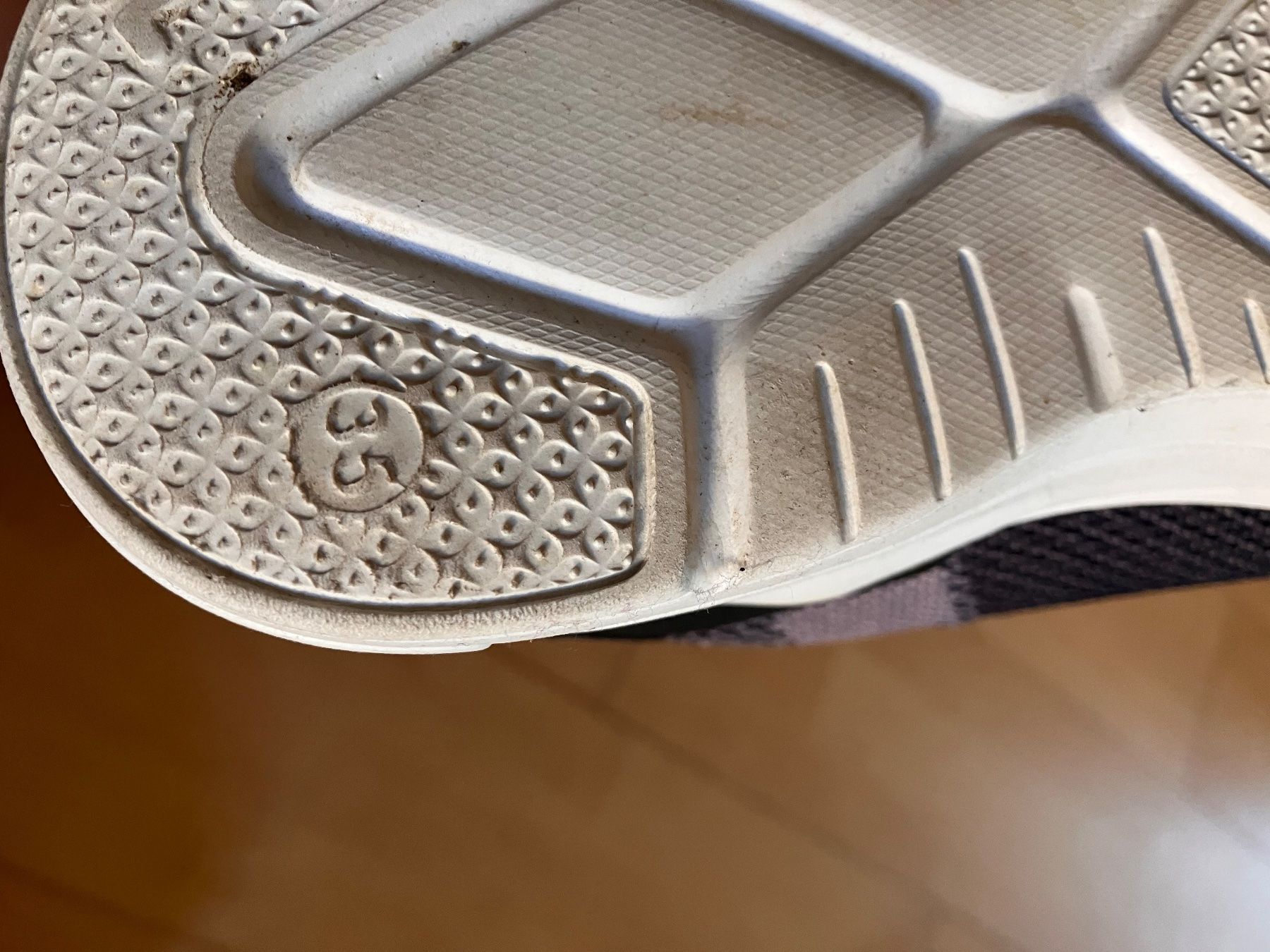 Fila Schuhe für Jungen: Turnschuhe – Gebraucht aus Esslingen von 2ze 1