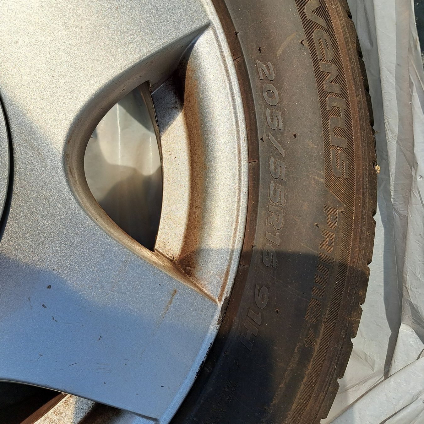 Volkswagen Pneus & Kompletträder: Original VW Beetle Alufelgen – Gebraucht aus Lyss von pet_69c5 1