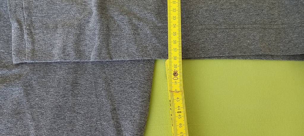 Lots de vêtements: 2 Röcke Jersey Gr 36 – D'occasion à Zürich par Philly76 2