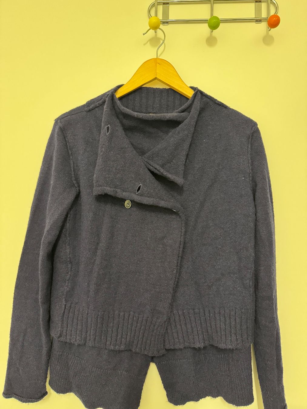 Manila Grace Vestes: Manila Grace Strickjacke – D'occasion à Muhen par Cottoneyes