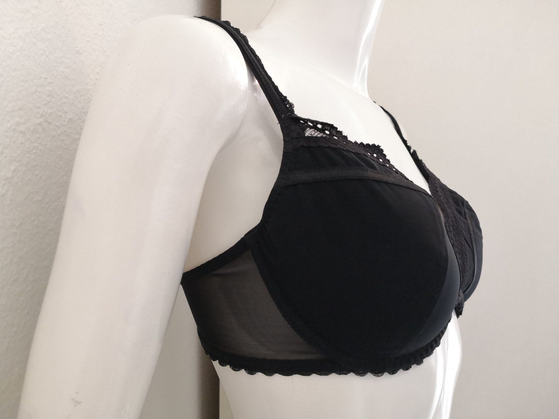 Altra biancheria intima: 🤩IMPLICITE SPITZEN BH SCHWARZ NEU – Nuovo (secondo la descrizione) da Olten venduto da Naja-Twins-Twins 3