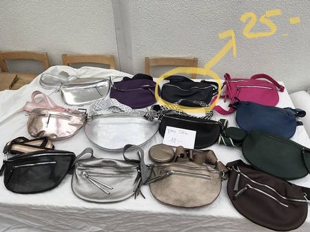Schultertaschen, Farben, alle neu