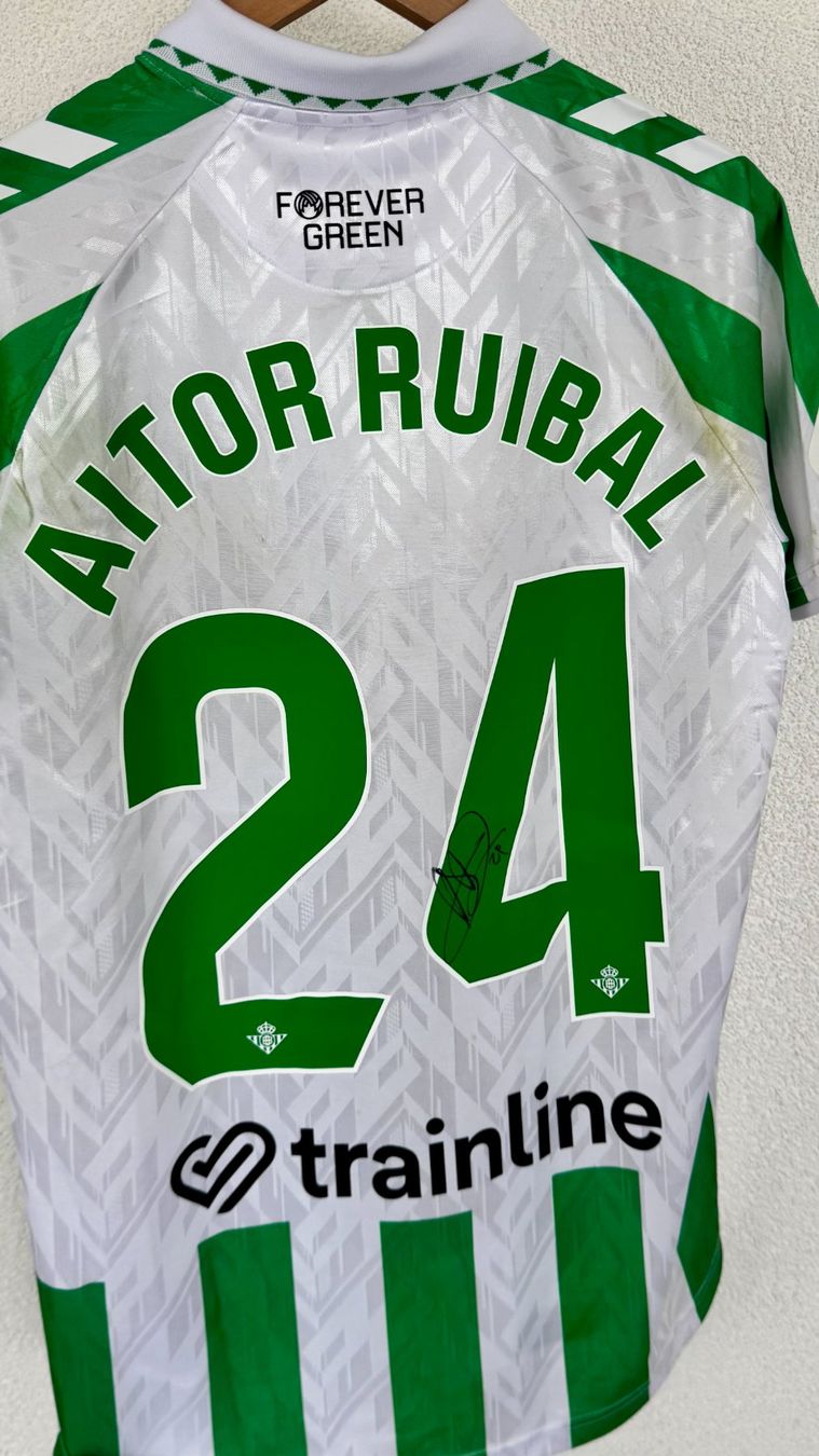 Hummel Canottiere & Pantaloni: Real Betis - Aitor Ruibal – Nuovo e nell'imballaggio originale da Marin-Epagnier venduto da ArHofm