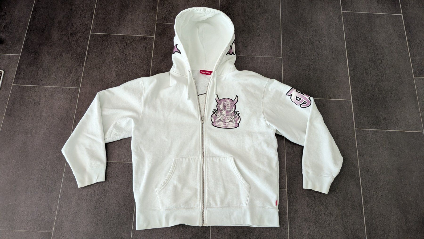 Pullover & Sweatshirts: Supreme Kapuzenpullover Grösse L SS22 – Gebraucht aus Schaffhausen von Mauzzel 1