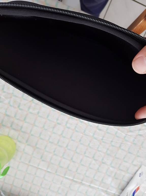 Astucci : Custodia astuccio per tablet 11 pollici – Usato da Agno venduto da mediomas 1