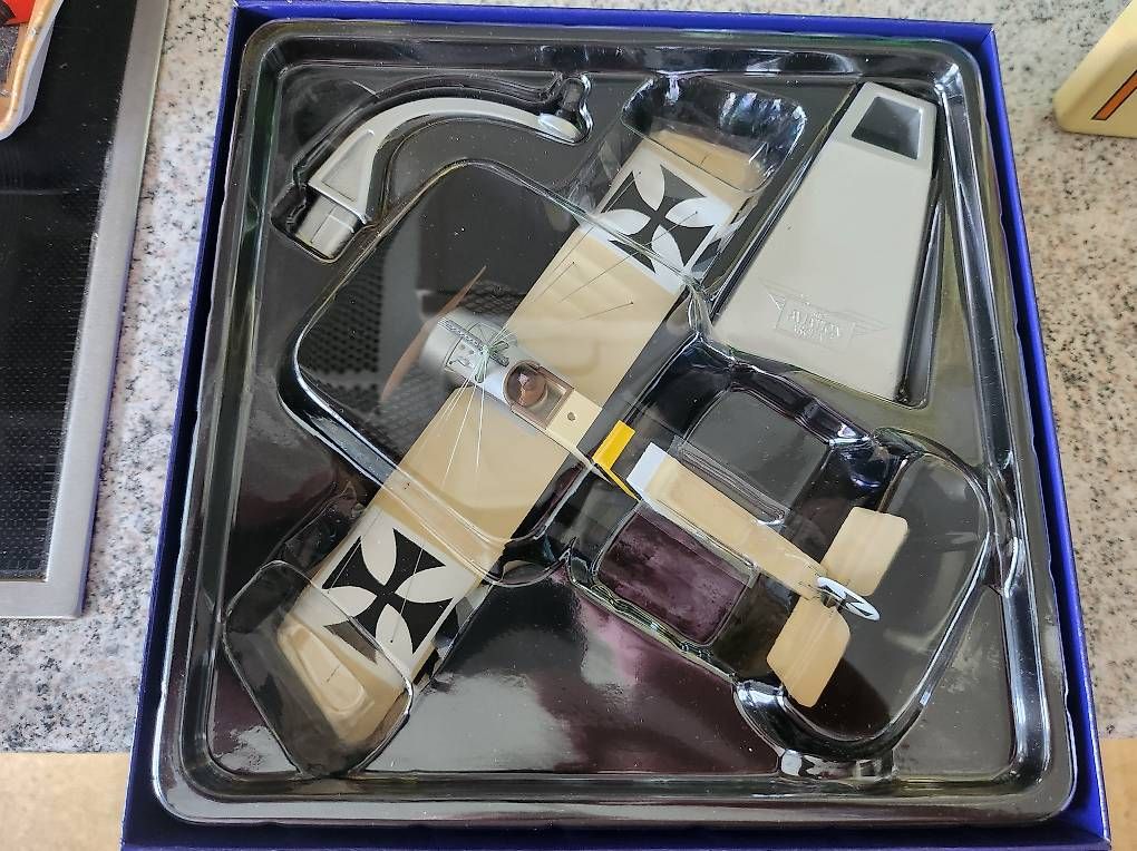 Modellbausätze & Standmodelle: CORGI Fokker 1: 48 Metallmodell – Gebraucht aus Ettingen von 1964erNachtzugfahrer