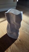 Weisse Vase, modern, für Blumen oder Deko, Top Zustand!