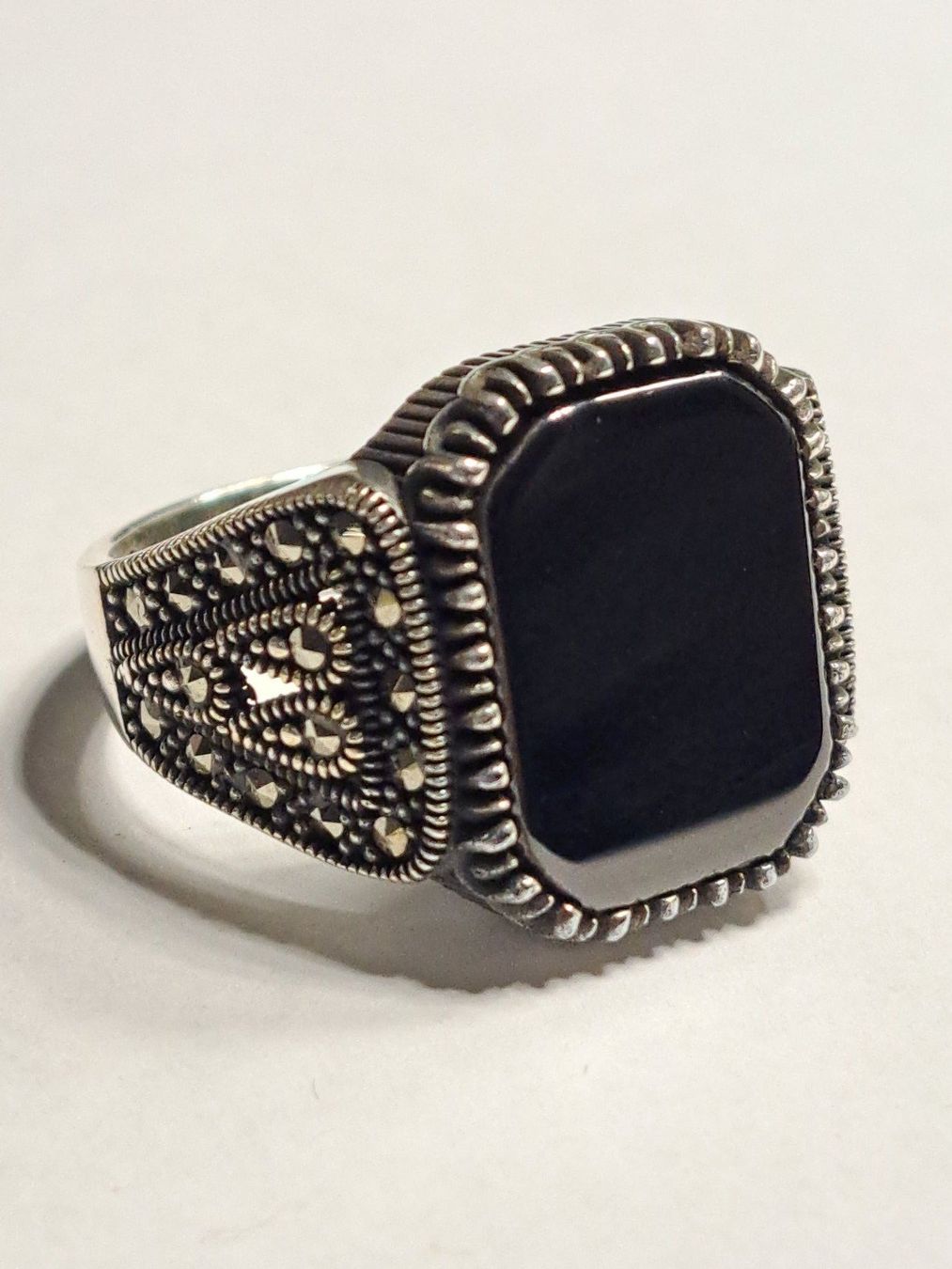 Ringe: 0056 - Bague en argent, Onyx, taille 64 – Neu und originalverpackt aus Neuchâtel von NIDAVELIR