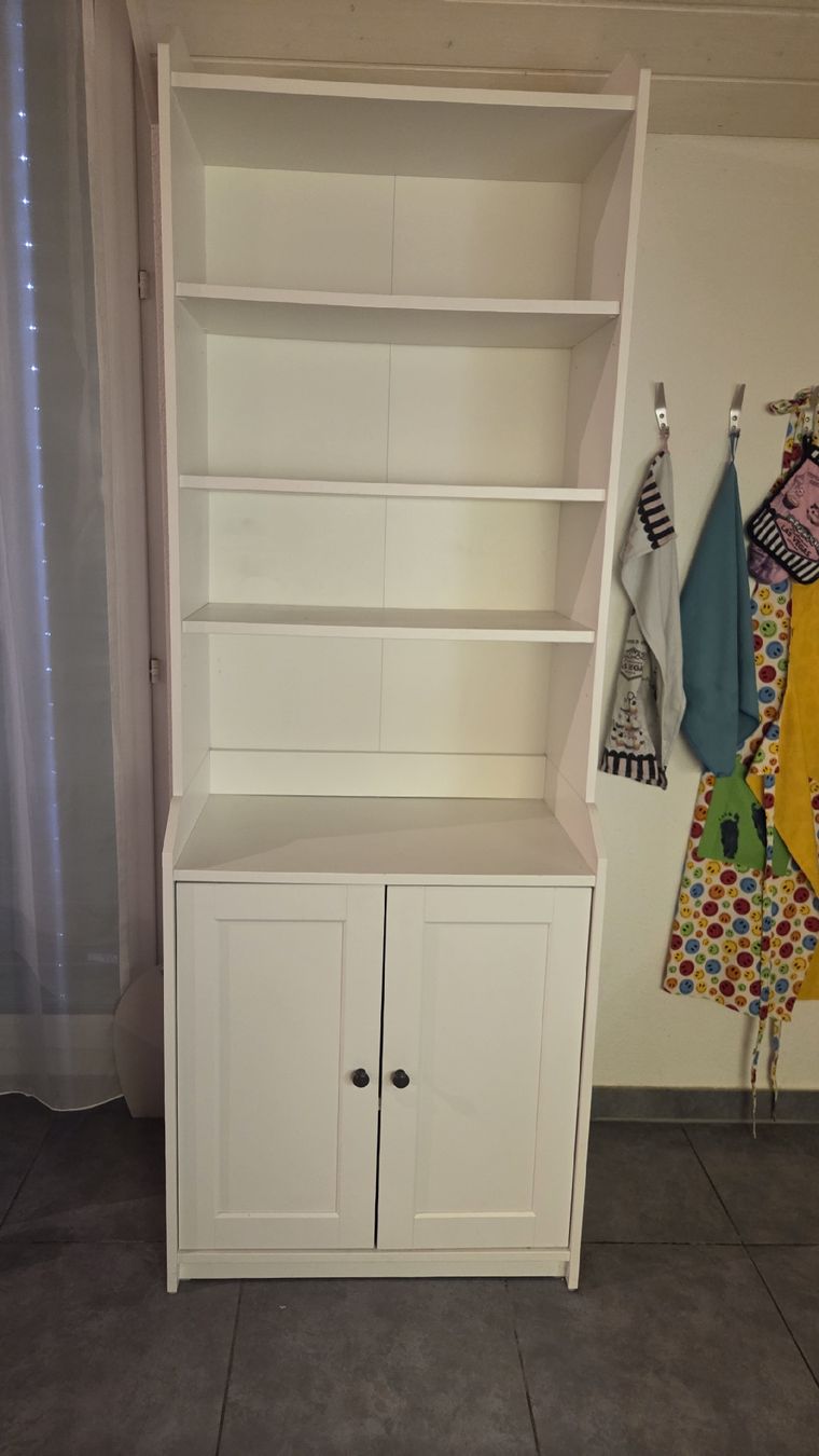 Scaffali: IKEA Hauga Hochschrank – Usato da Safnern venduto da giselleb86