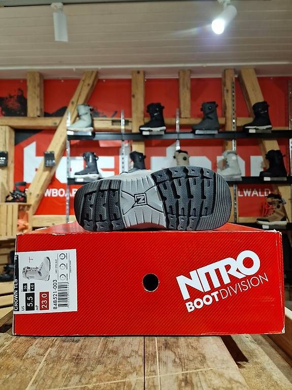 Scarpe da uomo: NITRO CROWN TLS SNOWBOARD BOOTS | GREY BLUE – Usato da Grindelwald venduto da Backdoor_Shop 1