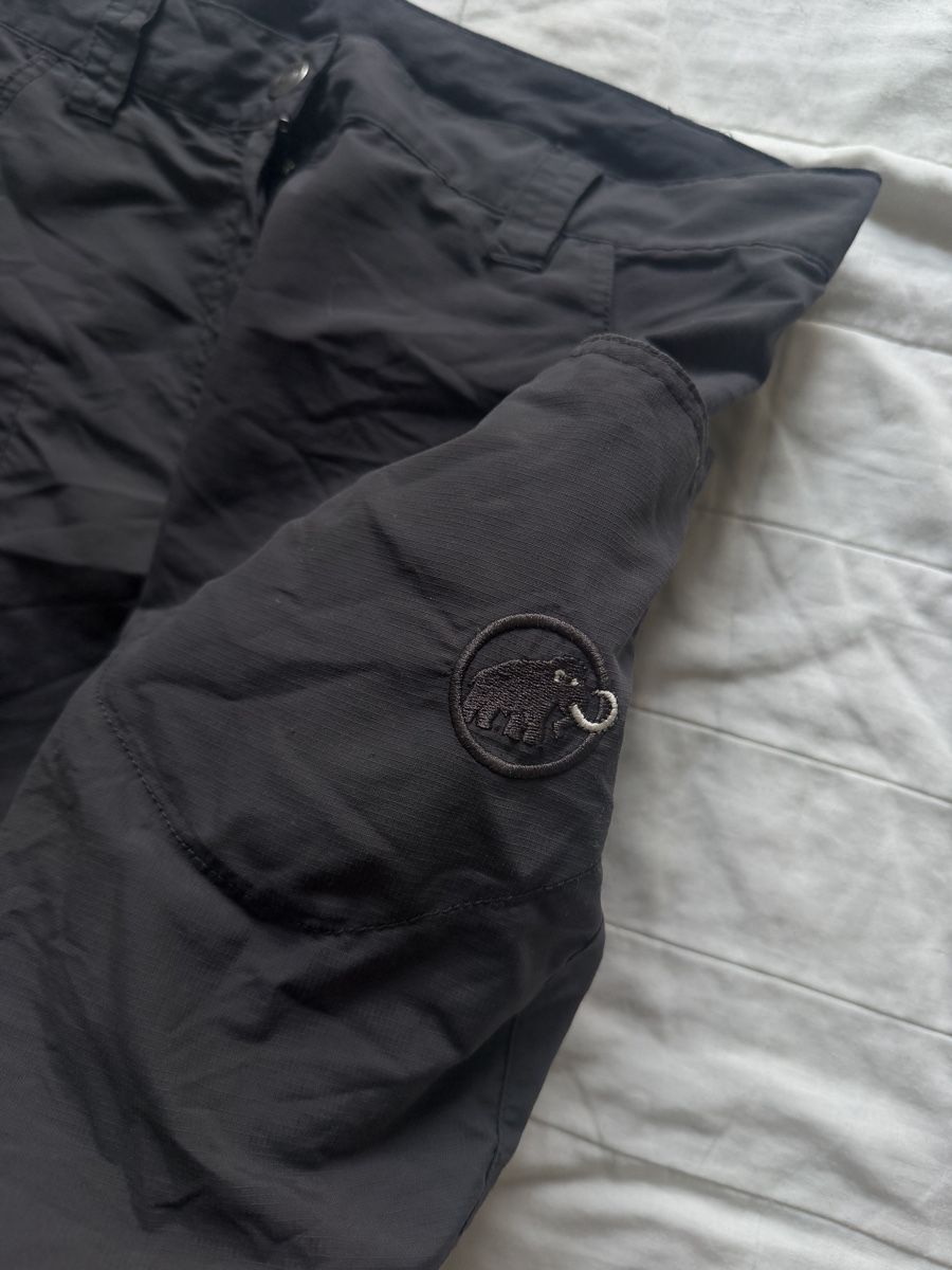 Mammut Pantaloni: Mammut Shorts Grau  – Usato da Zürich venduto da san_y79k 1