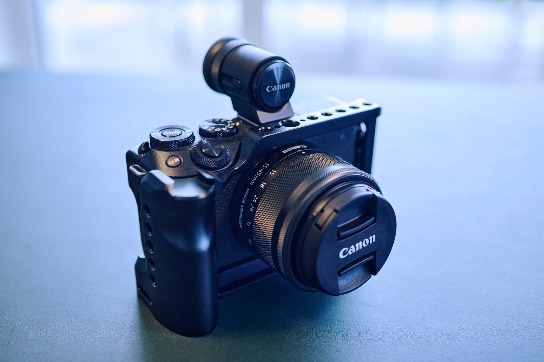 Canon Fotocamera: Canon M6 Mark II inkl. EVF – Usato da Meilen venduto da danielson0_3